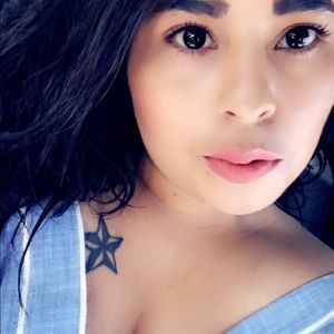 Meet your Posher, Anamaria